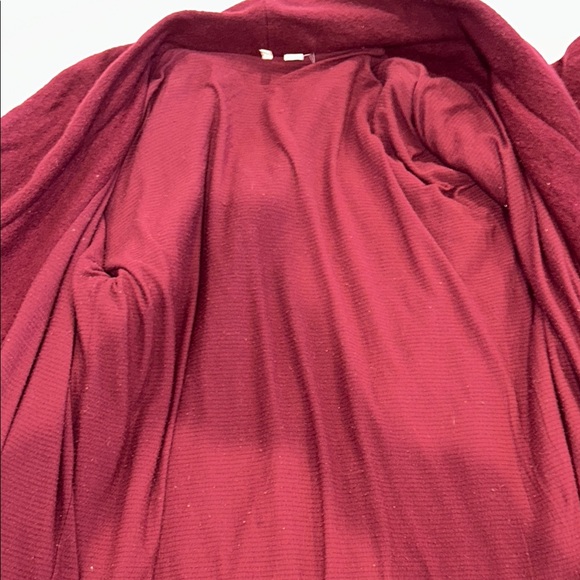 Moth Women's Burgundy Coat 100% wool - Picture 15 of 16